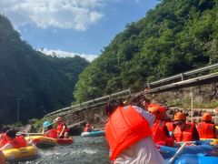 -安吉龙王山峡谷漂流