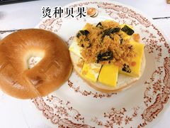 -沁屋面包店(人民东路店)