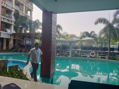 -皇马海口湾海景酒店(万绿园秀英港店)