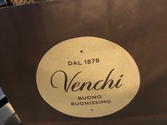 -VENCHI 闻绮(北京国贸商城店)