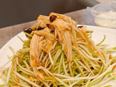 -今鲜源酒店·海鲜锅贴青岛菜(新湛路店)