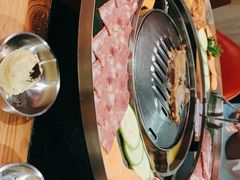 -哈哈碳都·牛肋条无限自助烤肉(宝龙店)