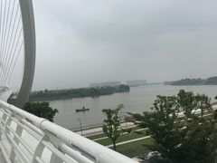 -南京眼步行桥