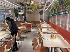 大堂-老乡鸡(上海白玉兰广场店)