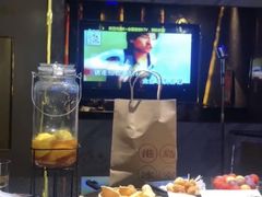 -K+全国连锁KTV(绿地缤纷天地店)