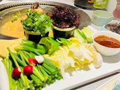 -蘸小院铁锅炖·蘸酱菜·东北菜(怀远门店)