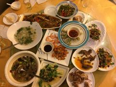 东华大酒楼南楼-东华大酒楼(主楼店)