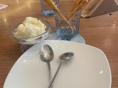 -必胜客(大宁路店)