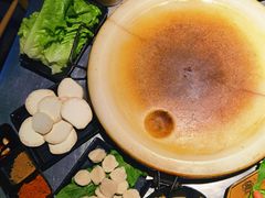 -冰冰龙虾·江湖菜·花园江景餐厅