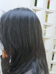 -V7 HAIR SALON