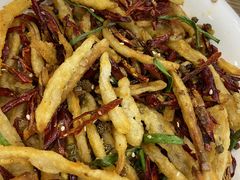 -江城燕子大排档(江汉路步行街店)