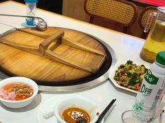 -鲁员外地锅鸡地锅鱼(古墩路店)