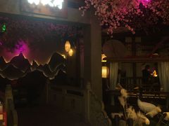 -韵秋荷(宝山龙湖天街店)