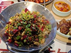 -石牌岭小亮蒸虾•湖北老字号(左岭店)
