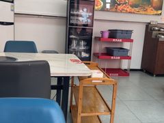 -毛辣果·贵州红酸汤牛肉火锅(西单店)