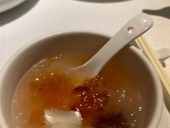 桃胶八宝银耳羹-玫瑰厅上海菜(兴国路店)