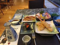 天妇罗，芝士烤虾，蟹子寿司-康帝国际酒店·日式料理