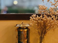 -Café Monson