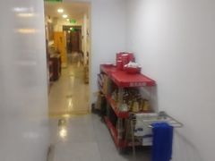 -毛辣果·贵州红酸汤牛肉火锅(西单店)