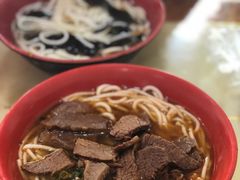 -牛师傅牛肉面(尚隆路店)