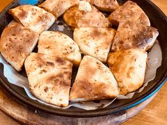 料理烤特色火烧-老东镇啤酒屋海鲜加工·蒸汽海鲜·海鲜烧烤(台东店)