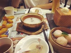 -新大咀港式茶餐厅(宝山万达店)