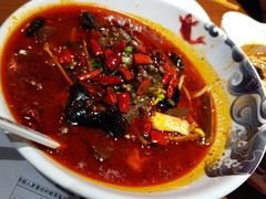 -渝是乎酸菜鱼(龙旗购物中心店)