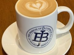 拿铁-Jamaicablue Coffeeshop(中央广场店)