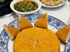 -乡土特色.冷锅鱼.牦牛肉汤锅