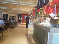 -咖啡苑自助餐厅·中国大饭店
