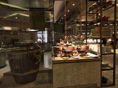 自助取餐区-华邑酒店·鲜艳全日自助餐厅