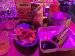 -喜鹊音乐酒馆(西街店)