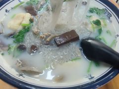 -鸭小妹鸭血粉丝(老门东店)