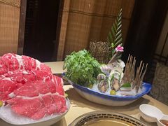 -余欢领鲜火锅(新街口店)