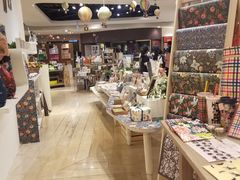 -诚品(信义店)