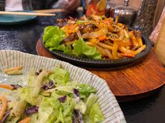 -臻牛烤肉
