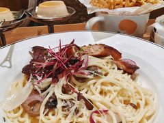 -秘密旅行Bonjour(黑金冠 江南西店)