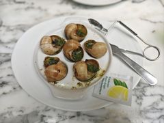 -乐蓬马歇百货公司(Rive Gauche)