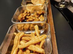 -忆江南·临江鱼馆