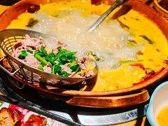 -洱火云南酸菜牛肉火锅(石景山当代商城店)