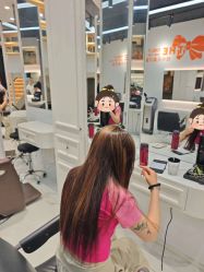 -艾米莉 烫染沙龙