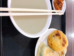 -聚德华天护国寺小吃(甜水园店)