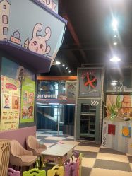 -卡通尼乐园(五彩世界店)