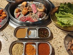 -姜胖胖韩式自助烤肉(光明万达店)