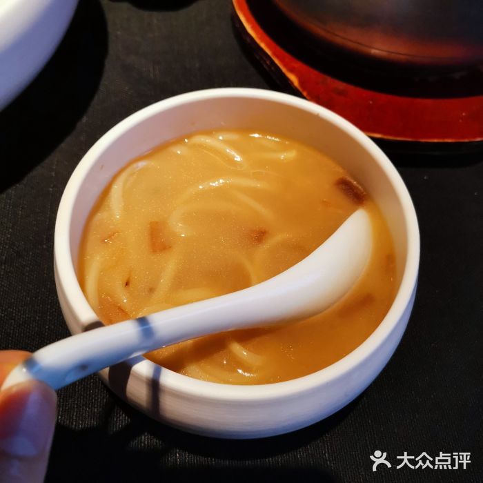 鲁采LU STYLE(新天地店)胶东炝锅面图片