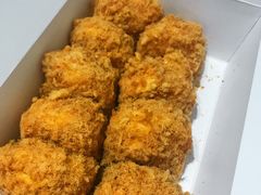 蟹黄肉松小贝-鲍师傅糕点(国金街店)