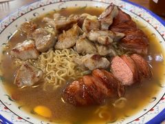 肉丁力肠公仔面-永安咖啡室