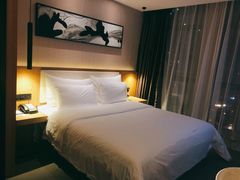 -优逸酒店(柳州窑埠古镇万象城店)