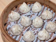 传统鲜肉小笼包-朱新年·苏式汤团·面点(北寺塔店)