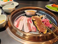 -梨花甄选自助烤肉(小寨原力场店)